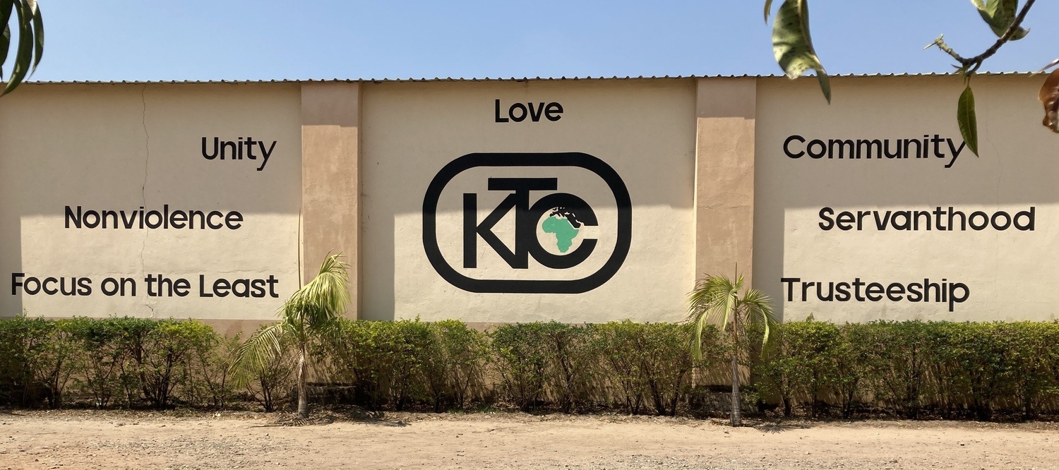 Morning group activities at Kafakumba